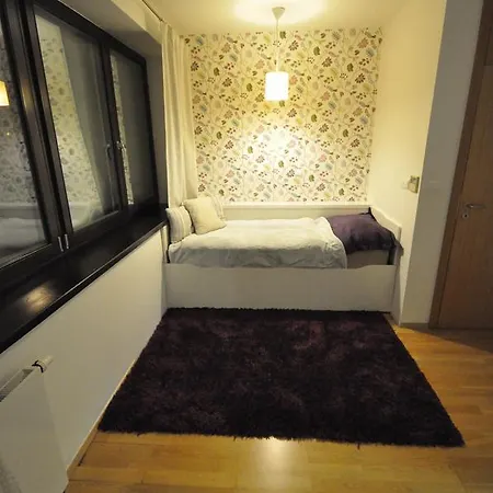 President Apartma 180m2 Garage 2x דירה