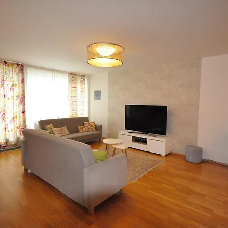 Appartement President Apartma 180m2 Garage 2x