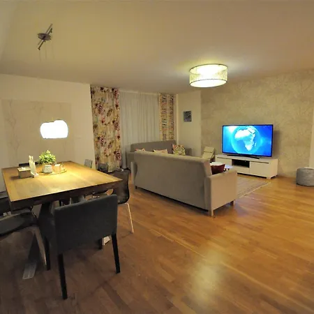 Appartement President Apartma 180m2 Garage 2x